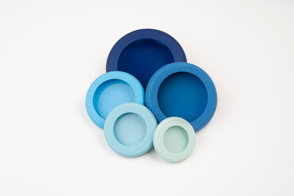 Sæt med fem genanvendelige Food Savers i silikone fra Food Huggers, Ice Blue