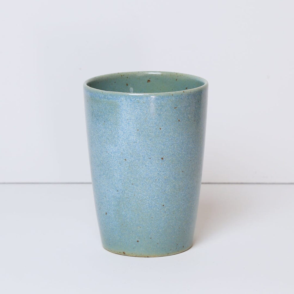 Høj Ø-kop fra Bornholms Keramikfabrik, Tropicana Blue
