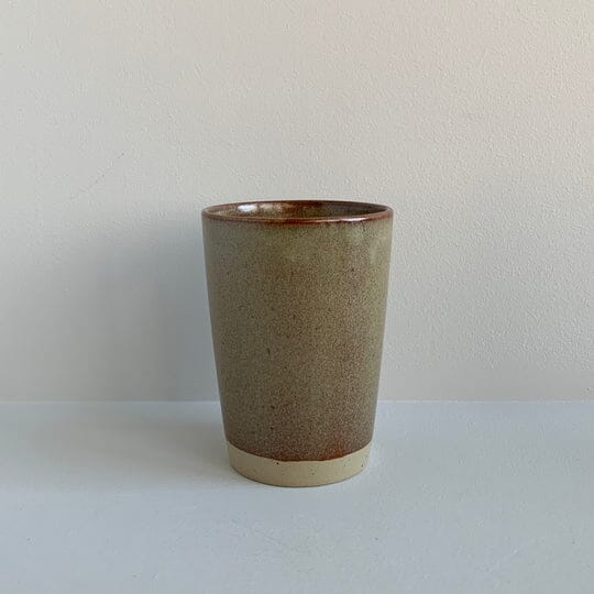 Høj Ø-kop fra Bornholms Keramikfabrik, Mustard
