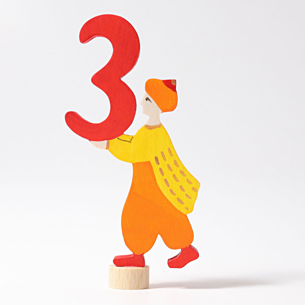 Grimm's figur til fødselsdagsring, eventyrfigur med tallet 3, rød