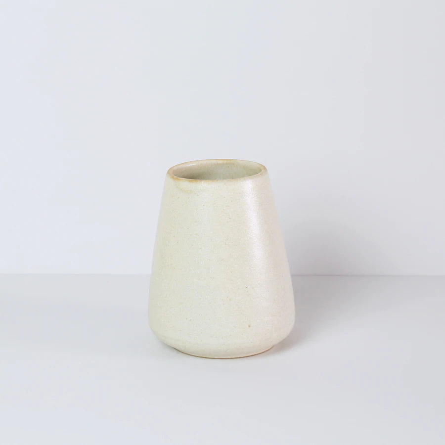 Ø-vase, tiny, fra Bornholms Keramikfabrik, Creamy White