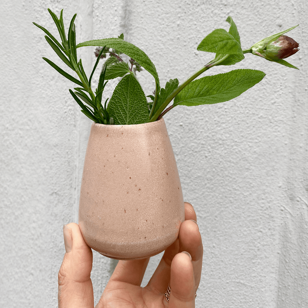 Ø-vase, tiny, fra Bornholms Keramikfabrik, Old Rose