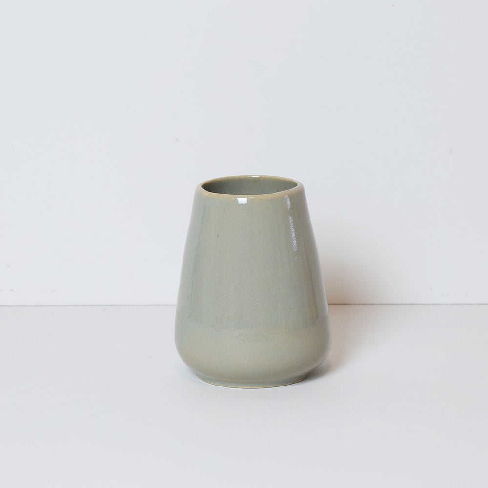 Ø-vase, tiny, fra Bornholms Keramikfabrik, Jade