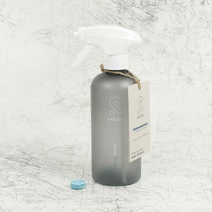 Skosh sprayflaske af genanvendt plast + en rengøringstablet - 500 ml, glas og spejle m. sæbeduft